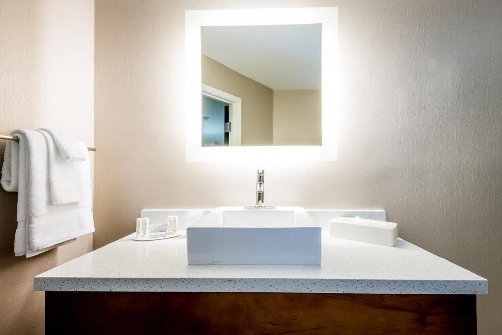 Springhill Suites By Marriott Denton Exteriör bild